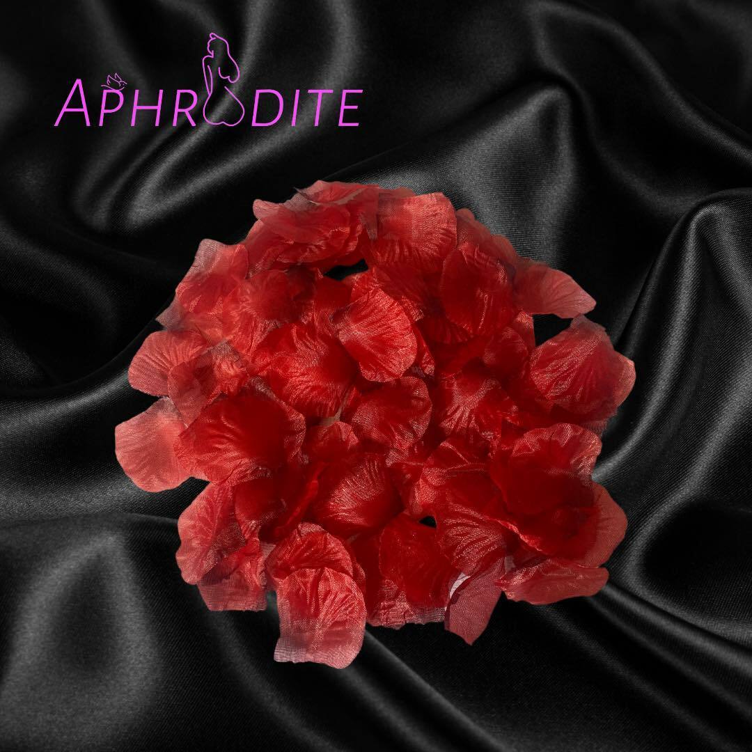 Decorative Artificial Rose Petals