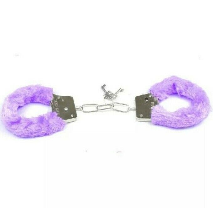Essential Fluffy Handcuffs